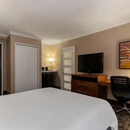 Best Western Ville-Marie Hotel & Suites Montreal Exterior photo