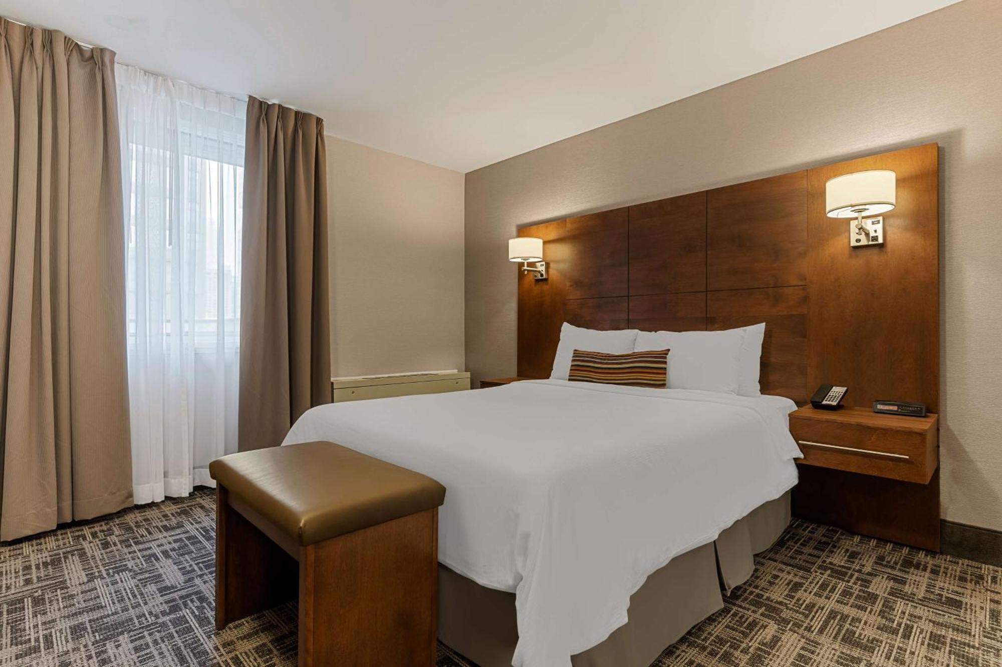 Best Western Ville-marie酒店&4*
