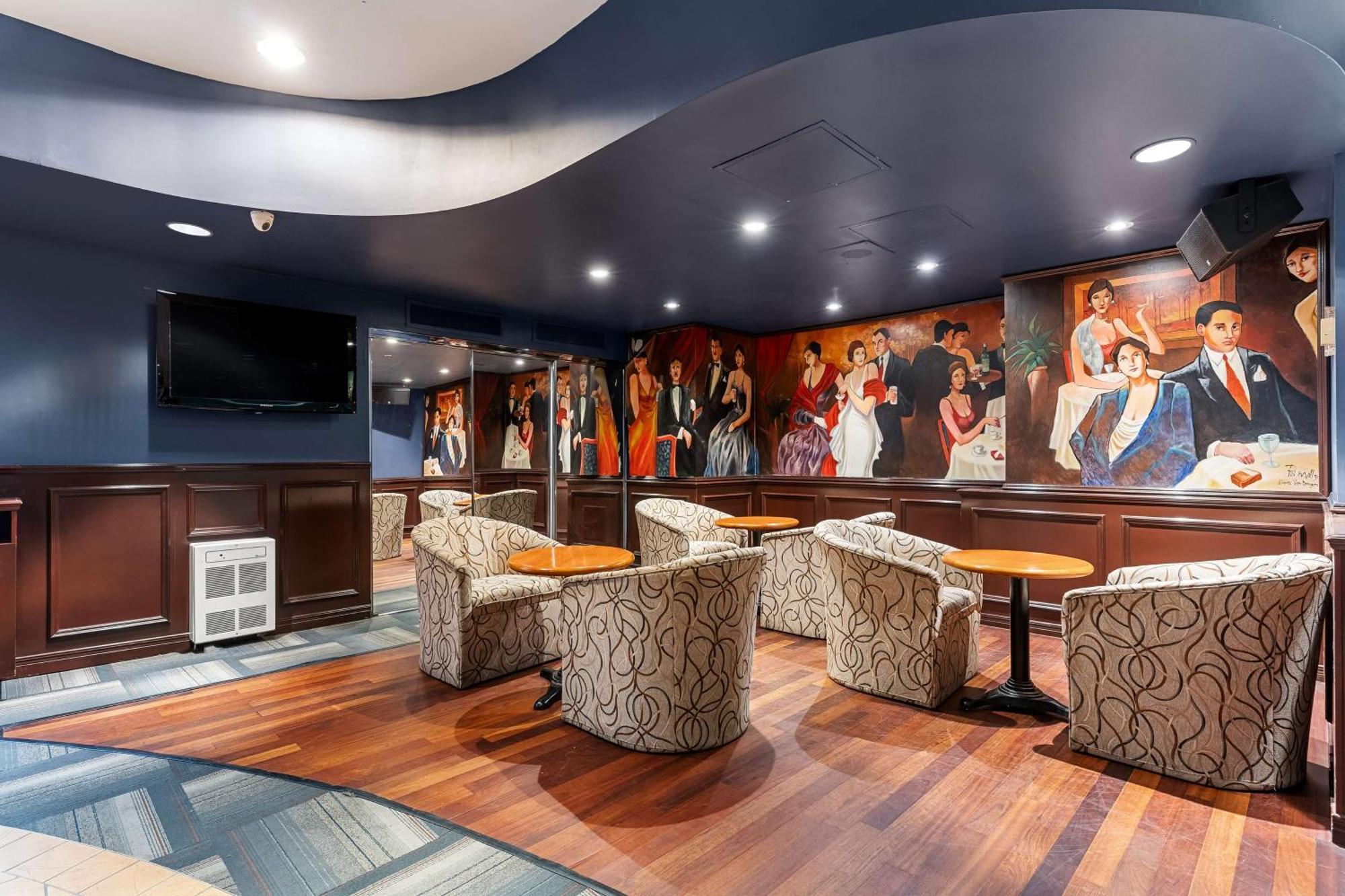 Best Western Ville marie酒店&4*