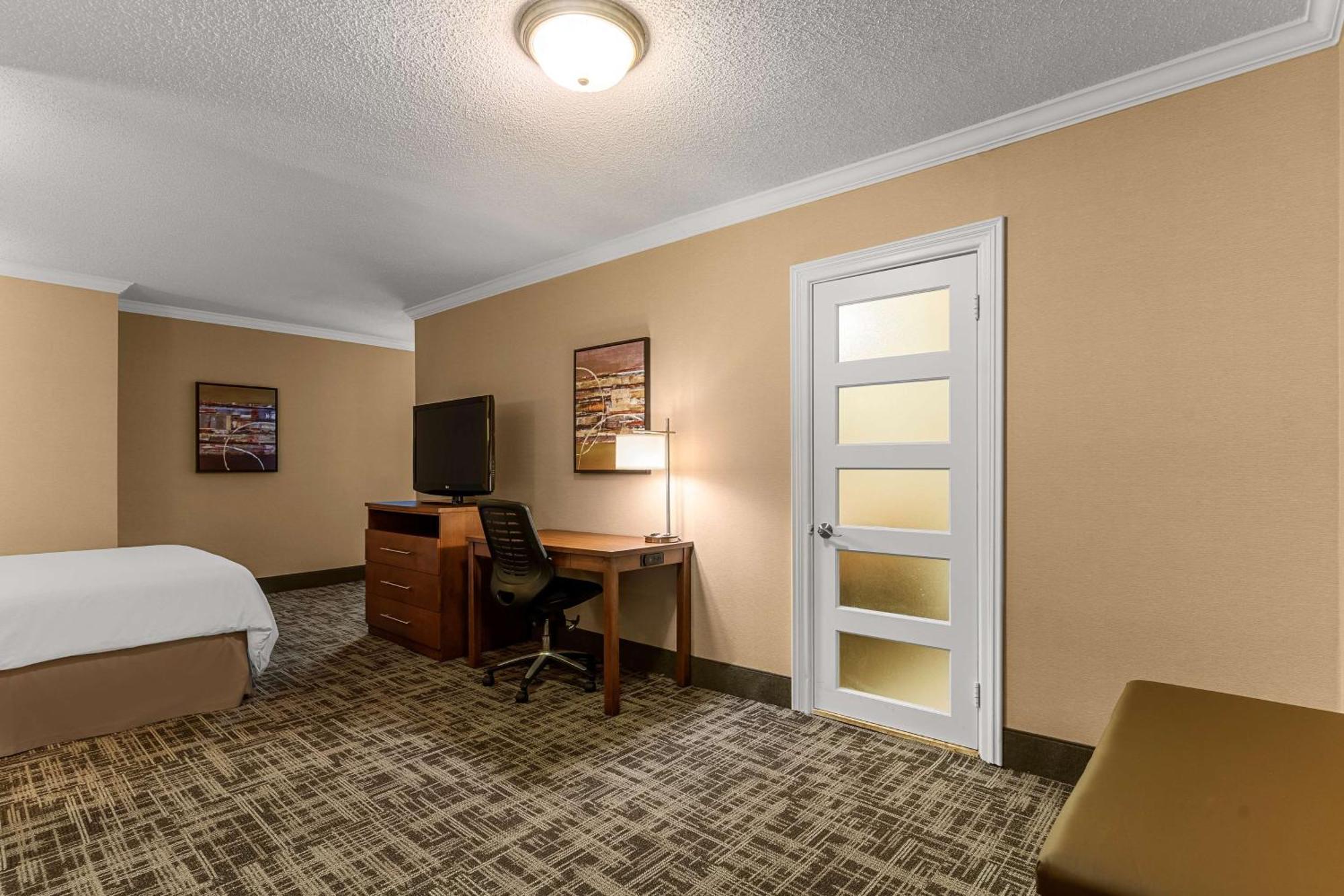 Best Western Ville-marie酒店&